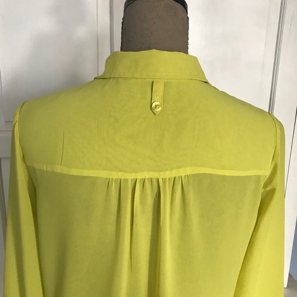 Chartreuse Rock & Republic Blouse - Picture 4 of 7